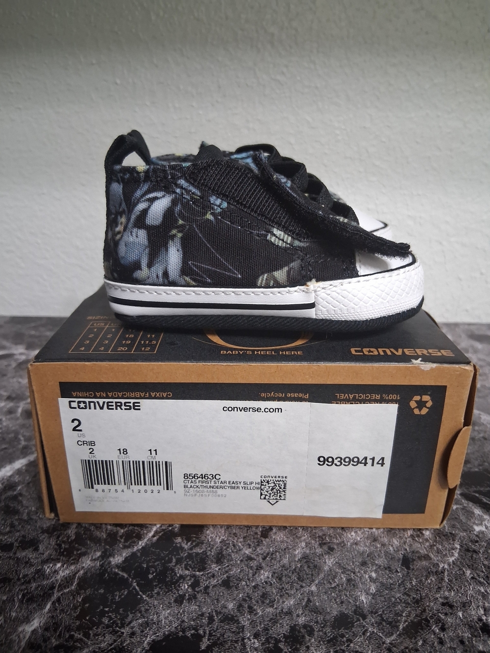 Brand New Converse First Star  Black/Thunder Slip-On Baby Canvas Shoe Size 2